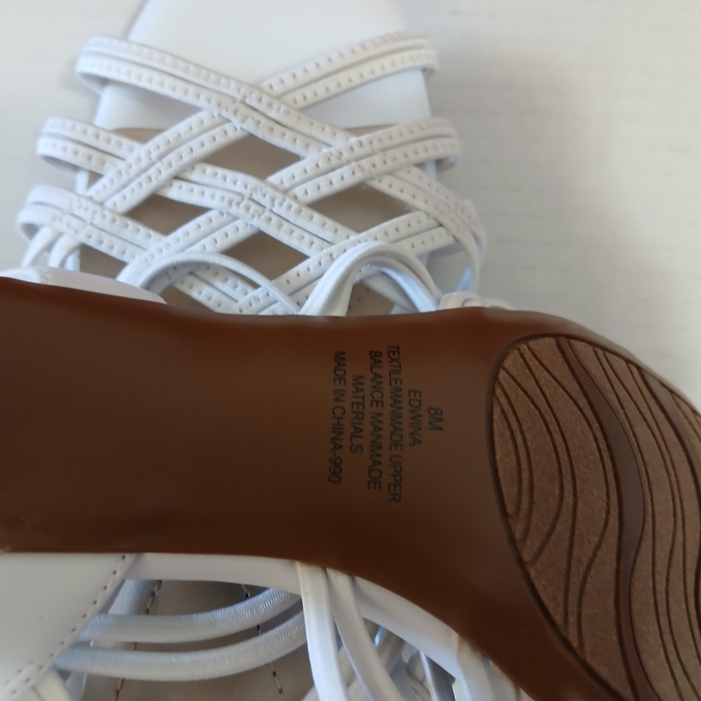 Impo Women's White Strappy Sandals Size 8M New $25 - Picture 7 of 8